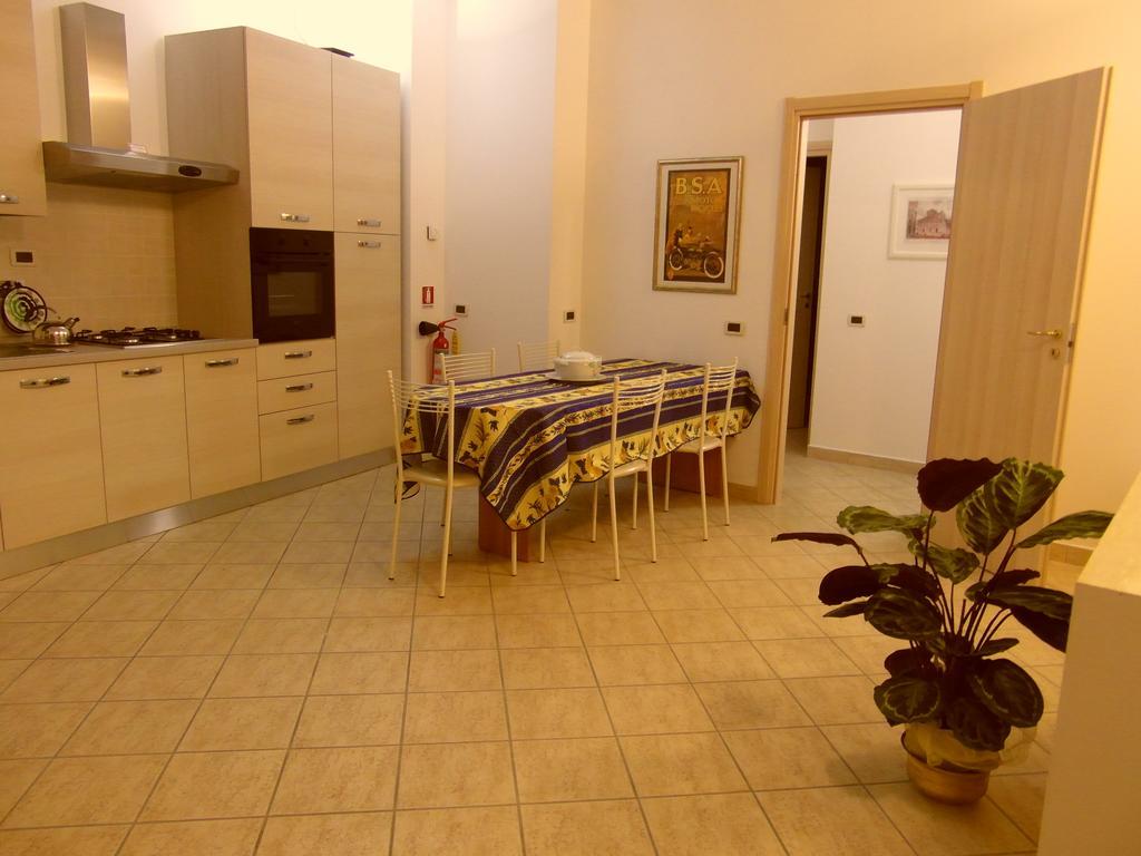La Casa Di Nila Lägenhet Pisa Exteriör bild