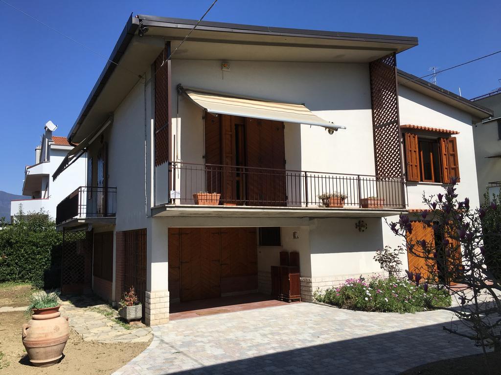 La Casa Di Nila Lägenhet Pisa Exteriör bild