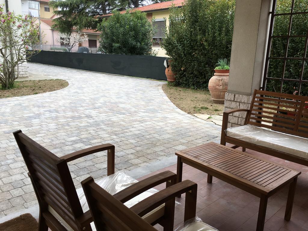 La Casa Di Nila Lägenhet Pisa Exteriör bild